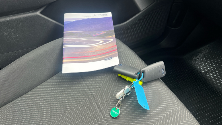 Ford Transit Connect 240 L2 Diesel 2.0 EcoBlue 122ps Trend Van Auto